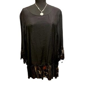 Women’s Paisley Vine Black Lace Top